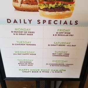 Image with missing alt attribute found on yelp.nl