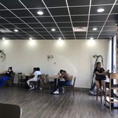 Image with missing alt attribute found on yelp.com