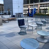 Image with missing alt attribute found on yelp.at