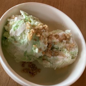 Image with missing alt attribute found on yelp.pt