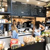 Image with missing alt attribute found on yelp.com