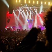 Image with missing alt attribute found on yelp.at