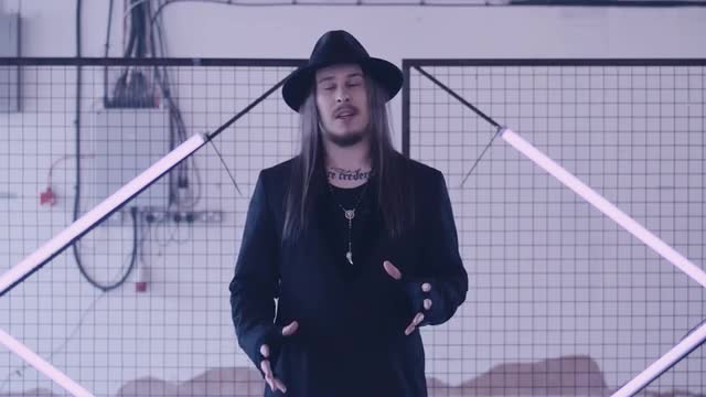 Image with missing alt attribute found on penguinmagic.com