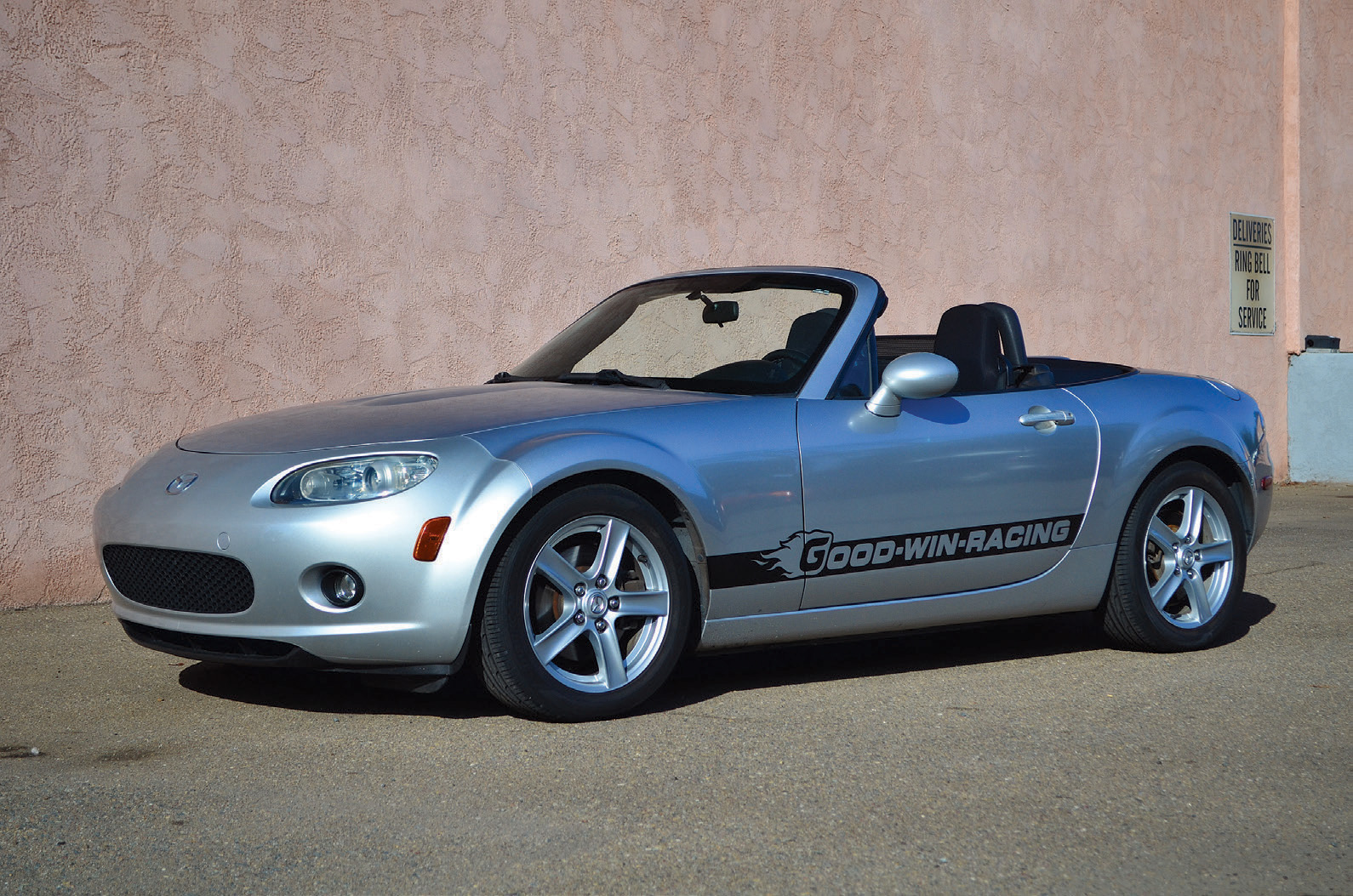 Image with missing alt attribute found on grassrootsmotorsports.com