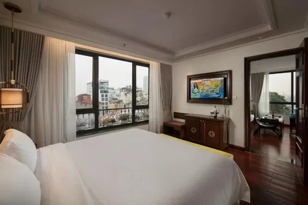 Image with missing alt attribute found on sanhotelseries.com