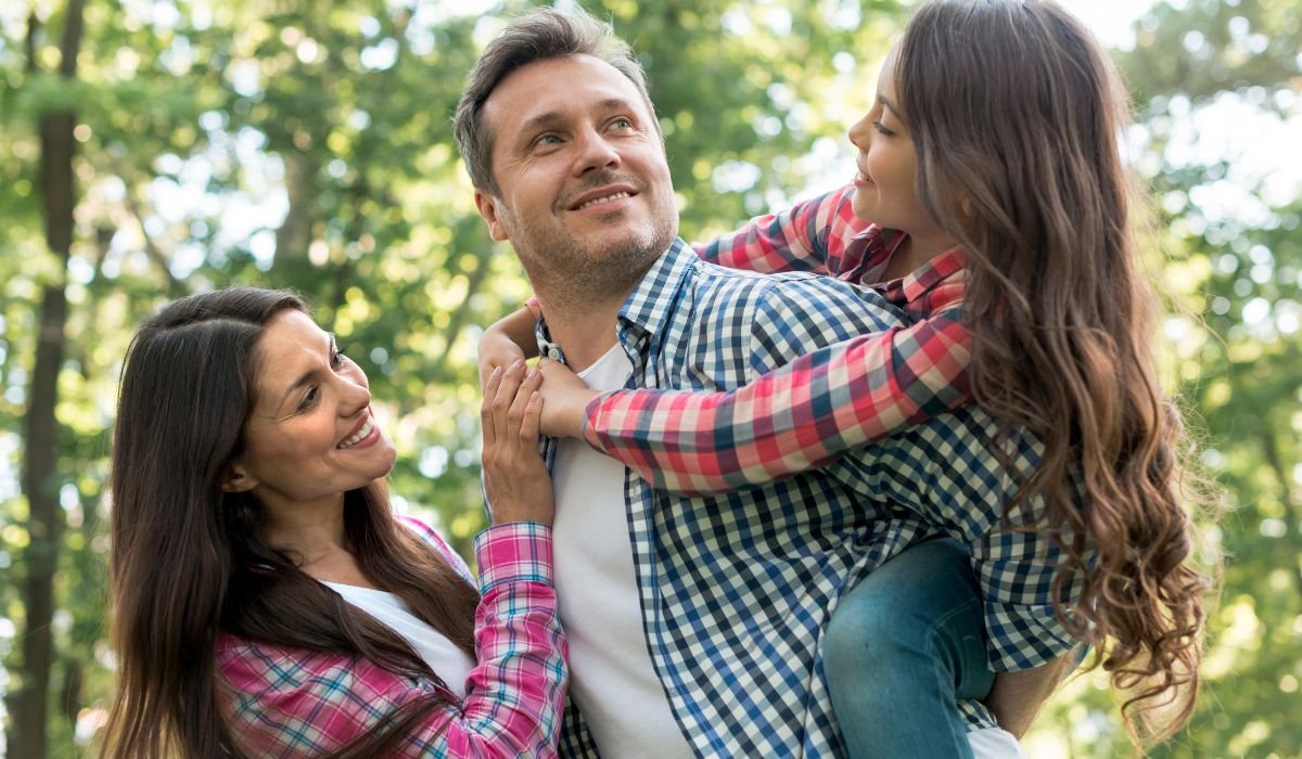 Image with missing alt attribute found on schoolsinformer.com