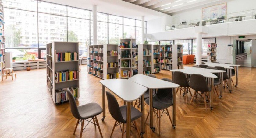 Image with missing alt attribute found on schoolsinformer.com