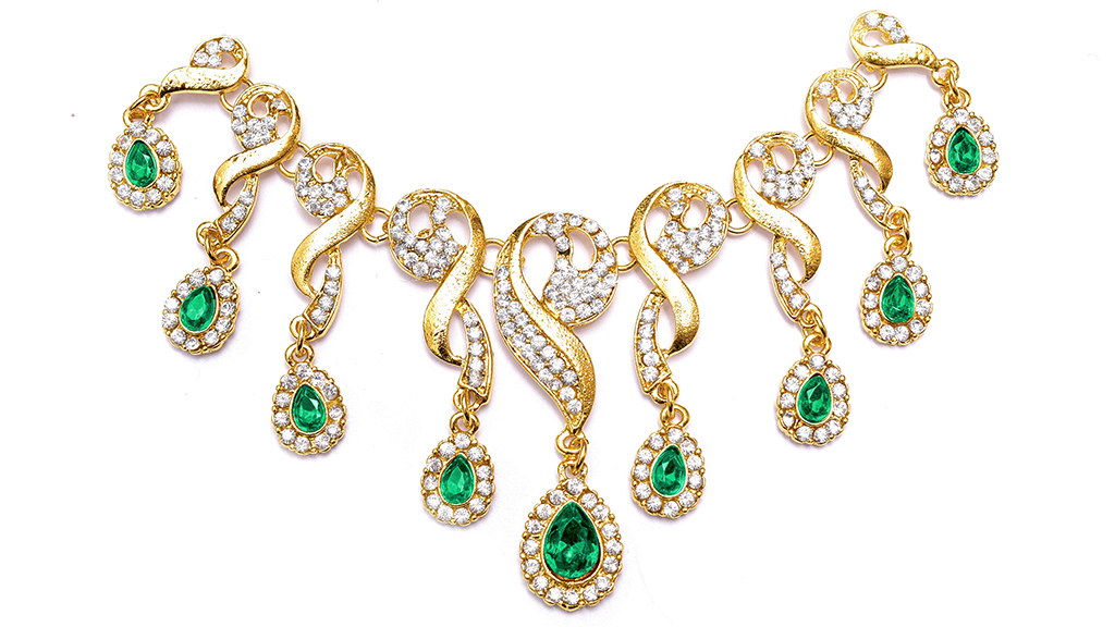 Image with missing alt attribute found on shootpro24.com