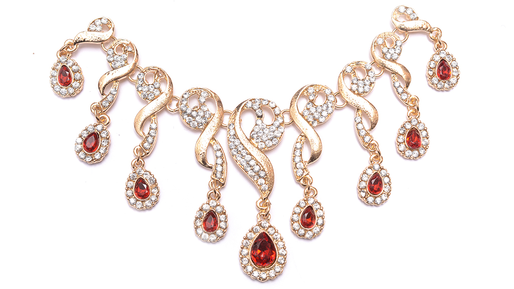 Image with missing alt attribute found on shootpro24.com