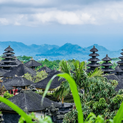 Image with missing alt attribute found on skysafar.in