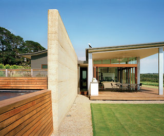 Image with missing alt attribute found on houzz.jp