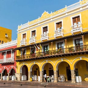 Image with missing alt attribute found on edestinos.com