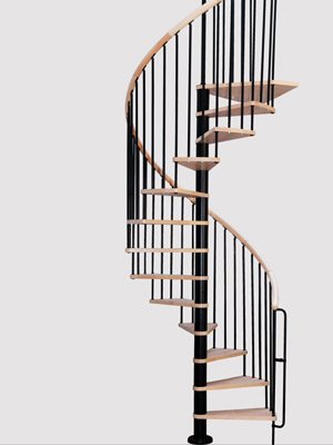 Винтовая лестница в частном доме