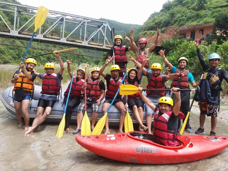 Rafting in sukute beach