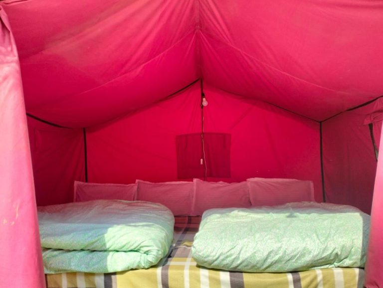 Safari-tent-sukute-beach