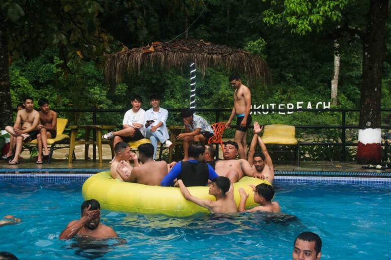 sukute beach swimming pool children