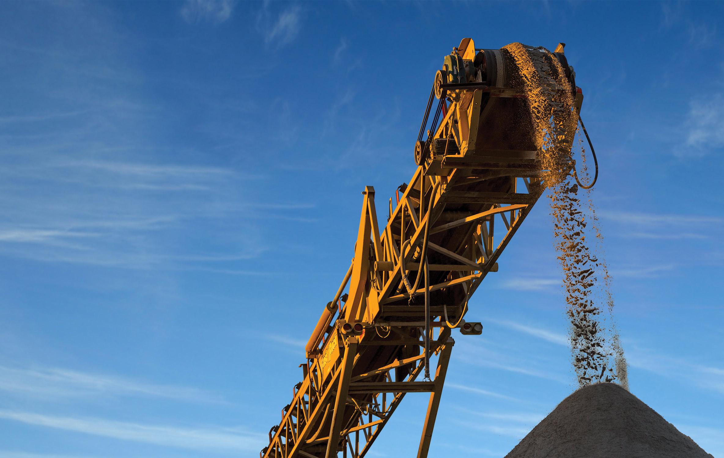 Image with missing alt attribute found on summit-materials.com