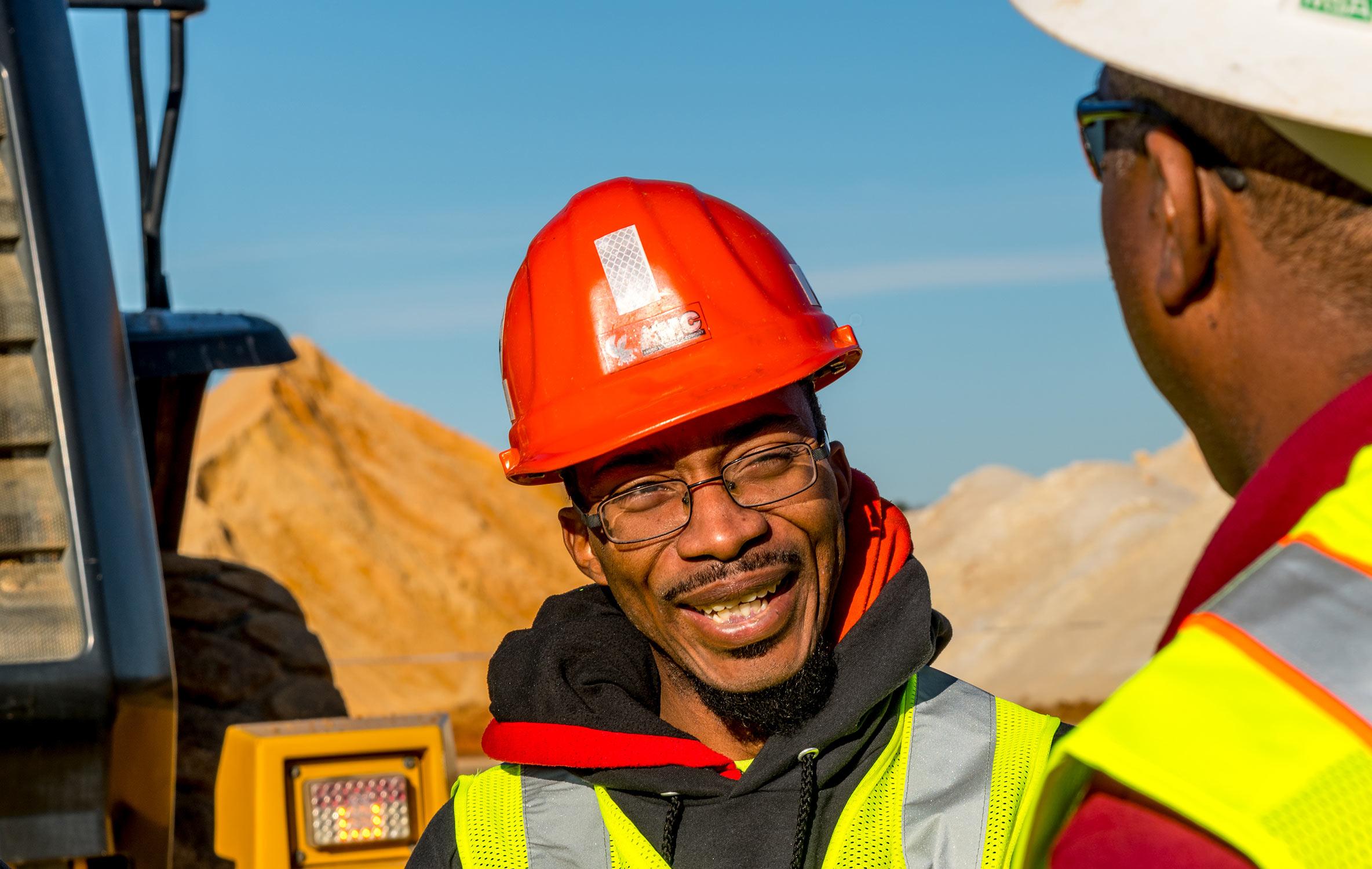 Image with missing alt attribute found on summit-materials.com