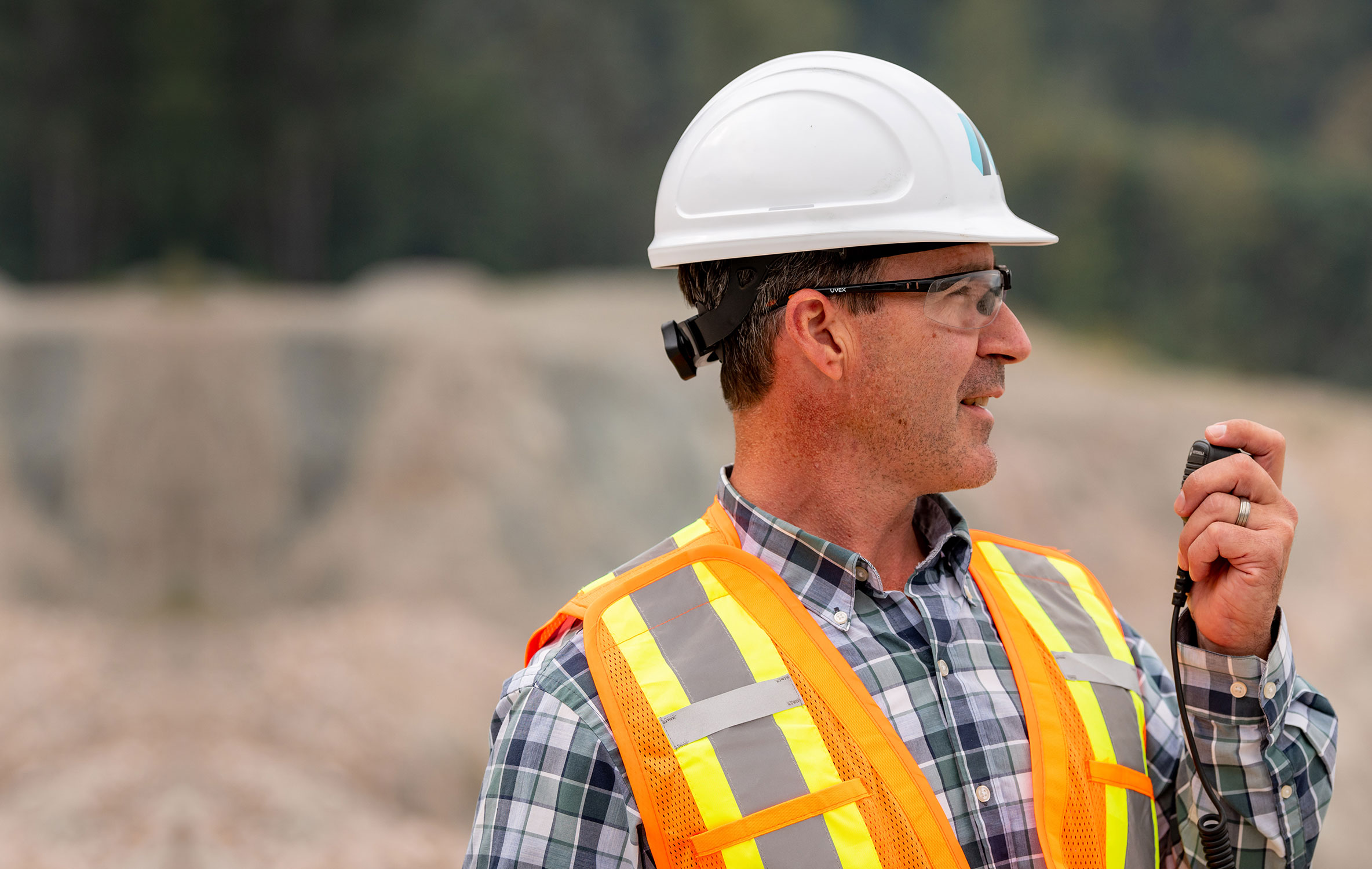 Image with missing alt attribute found on summit-materials.com