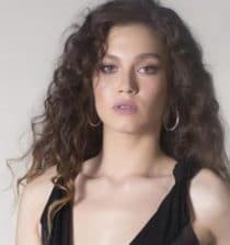 Melisa Senolsun Actress