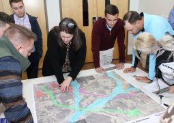 Image with missing alt attribute found on talkbusiness.net