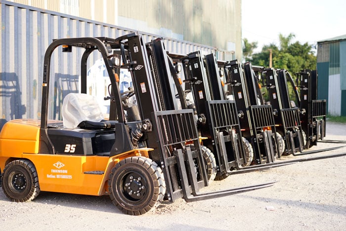 Cho thu&ecirc; xe n&acirc;ng h&agrave;ng huyện Củ Chi