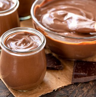 Chocolate Pudding | thecozyapron.com