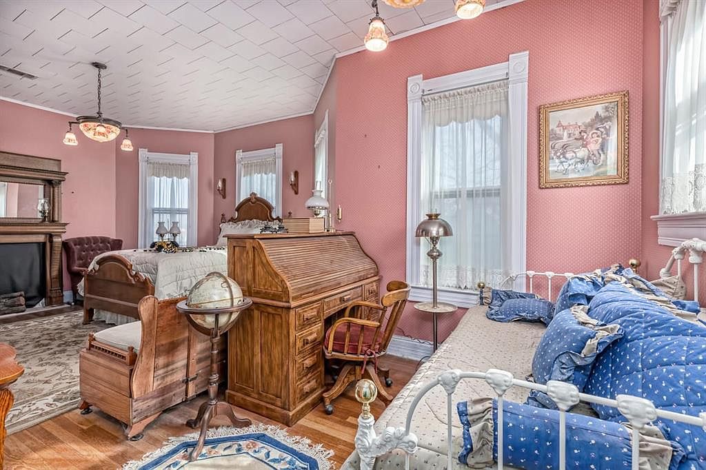 Image with missing alt attribute found on theoldhouselife.com