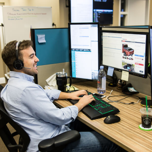 Image with missing alt attribute found on thiecommerce.com