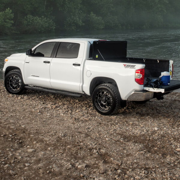 Image with missing alt attribute found on thiecommerce.com