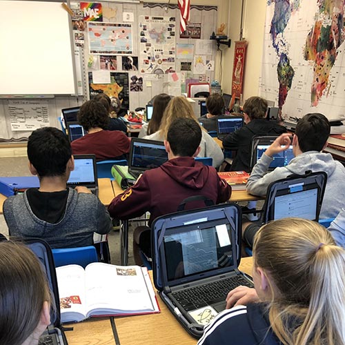 Image with missing alt attribute found on time.graphics