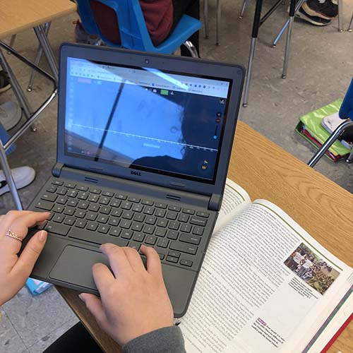 Image with missing alt attribute found on time.graphics