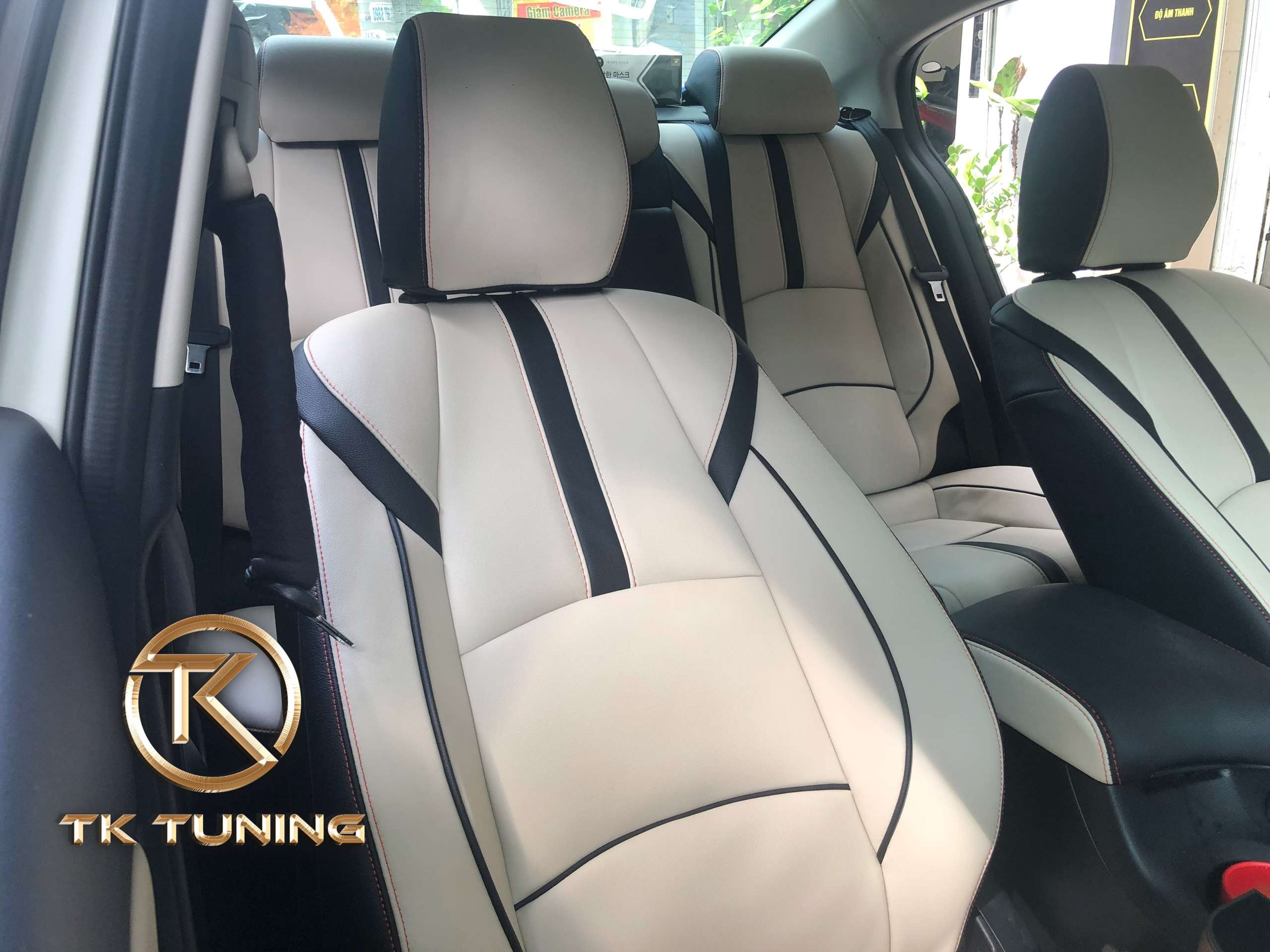 Image with missing alt attribute found on tktuning.vn