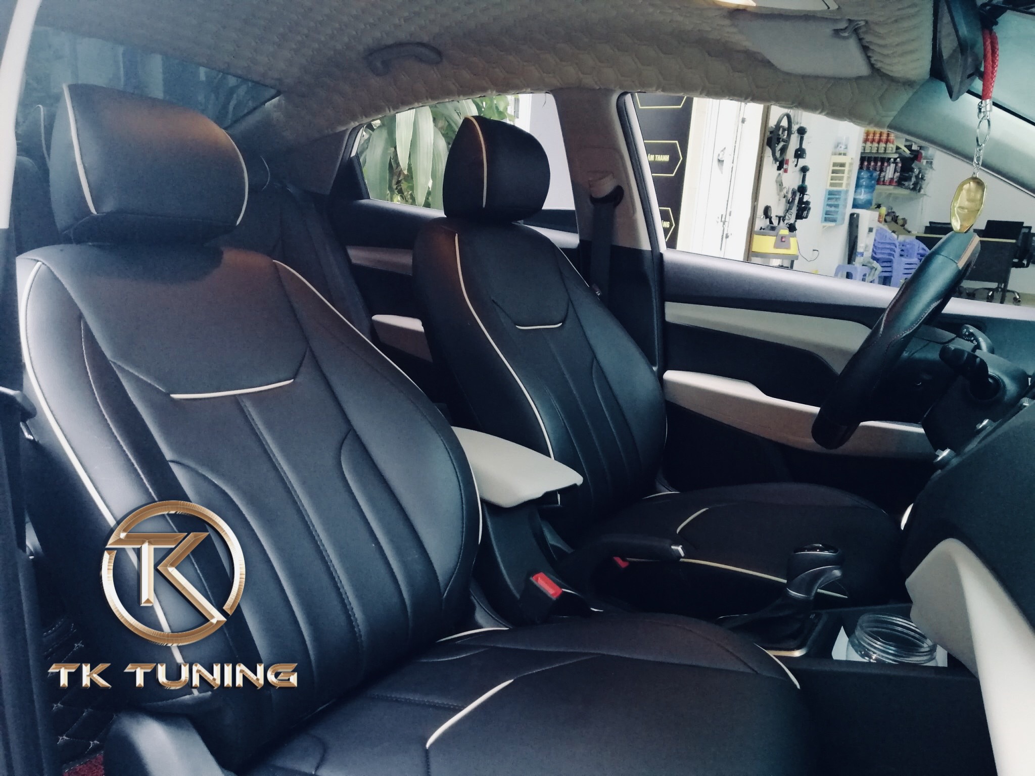 Image with missing alt attribute found on tktuning.vn