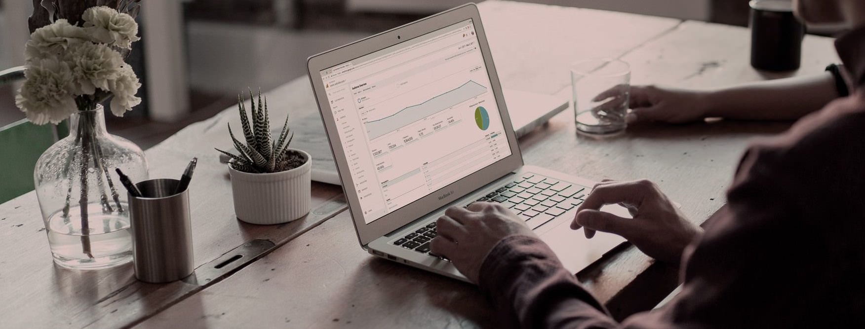 Image with missing alt attribute found on trysera.com