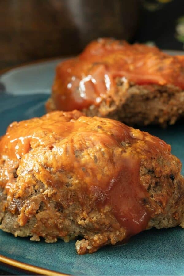 Image with missing alt attribute found on twosleevers.com