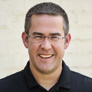 Image with missing alt attribute found on fundraiseup.com