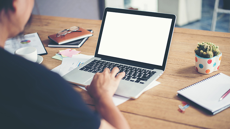 Image with missing alt attribute found on unogeeks.com