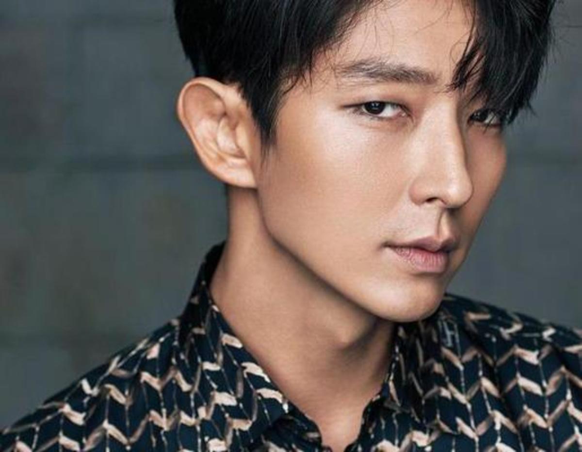 Top 10 Most Popular and Handsome Korean Drama Actors