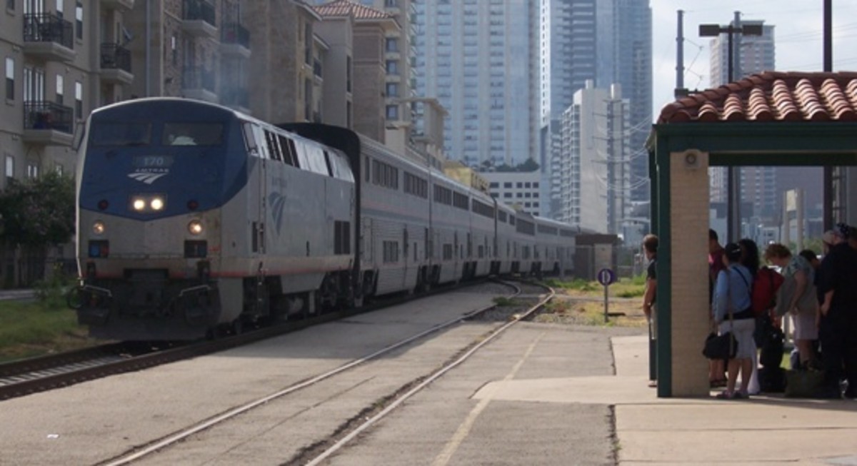 Riding an Amtrak Train Overnight: Tips for First-Time Rail Travelers