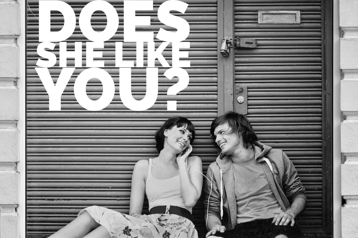 26 Ways to Tell If a Girl Likes You