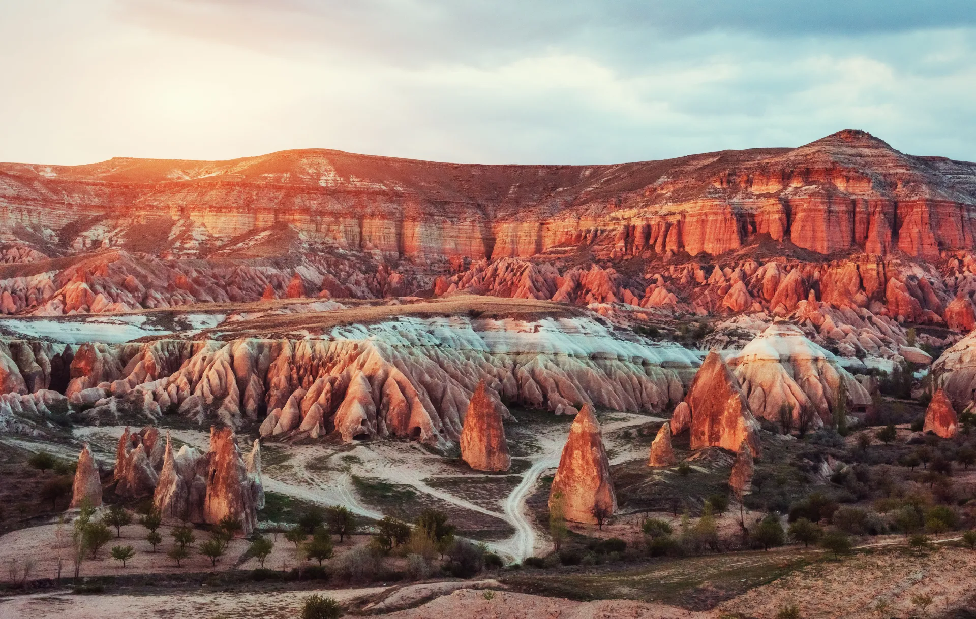 Image with missing alt attribute found on valinortravel.com