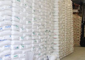 VẬN CHUYỂN HẠT NHỰA