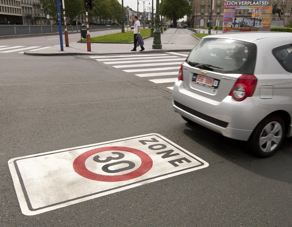 Image with missing alt attribute found on varlamov.ru