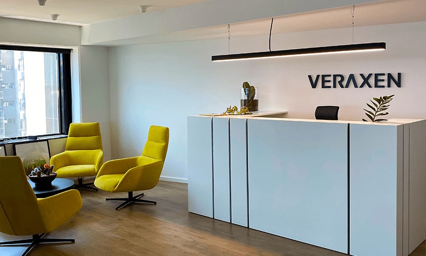 Image with missing alt attribute found on veraxen.com