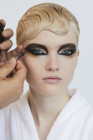 Image with missing alt attribute found on vogue.ua