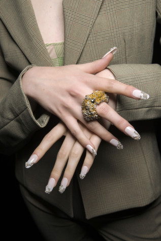 Image with missing alt attribute found on vogue.ua