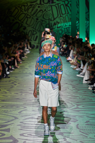 Image with missing alt attribute found on vogue.ua