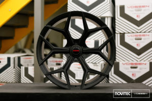 Image with missing alt attribute found on vossenwheels.com