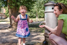 Image with missing alt attribute found on trithucvn.net